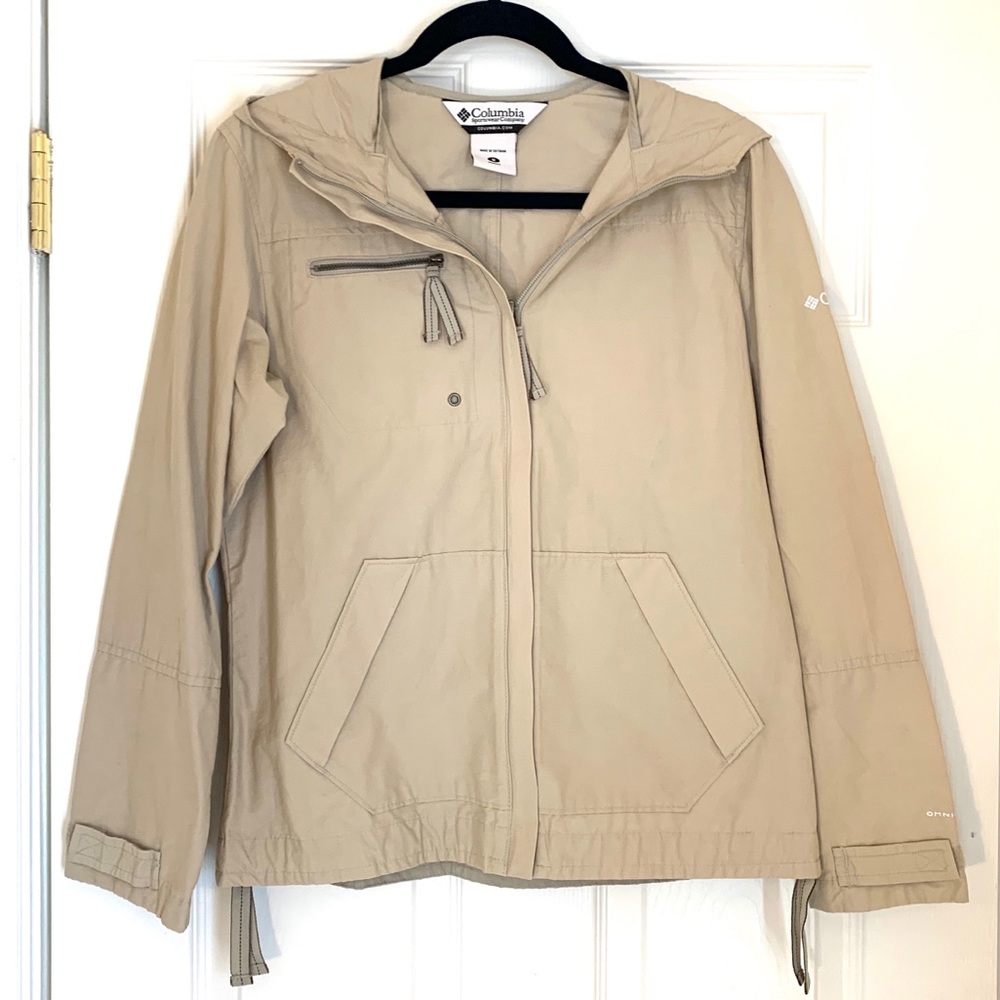 Khaki Columbia Lightweight Omni-Shade Jacket